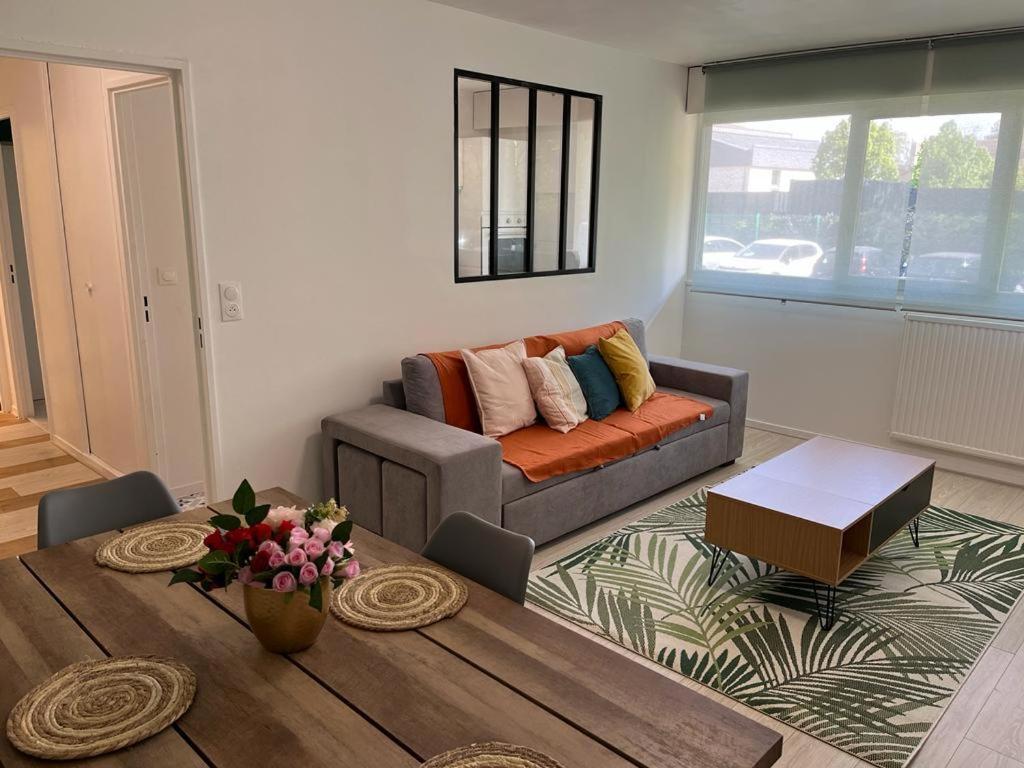 Appartement Le Rousseau Metz Avec Parking Gratuit Kültér fotó