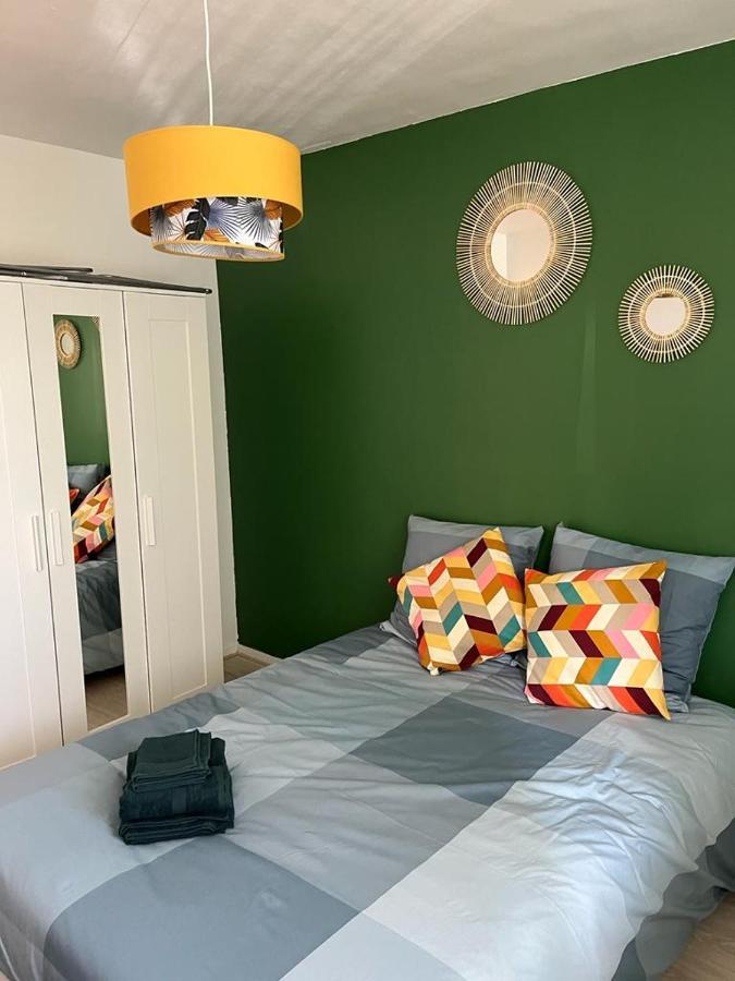 Appartement Le Rousseau Metz Avec Parking Gratuit Kültér fotó